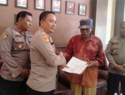 Polri Kembalikan Tanah Hibah Kepada Warga Desa Kuifana