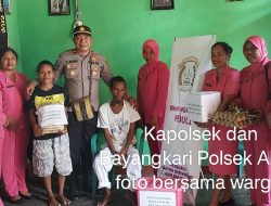 Jelang Natal, Kapolsek Dan  Bhayangkari Polsek  Abad Adakan  Bansos