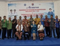 Bupati Alor Kukuhkan Ratusan Kader PKK dan Posyandu